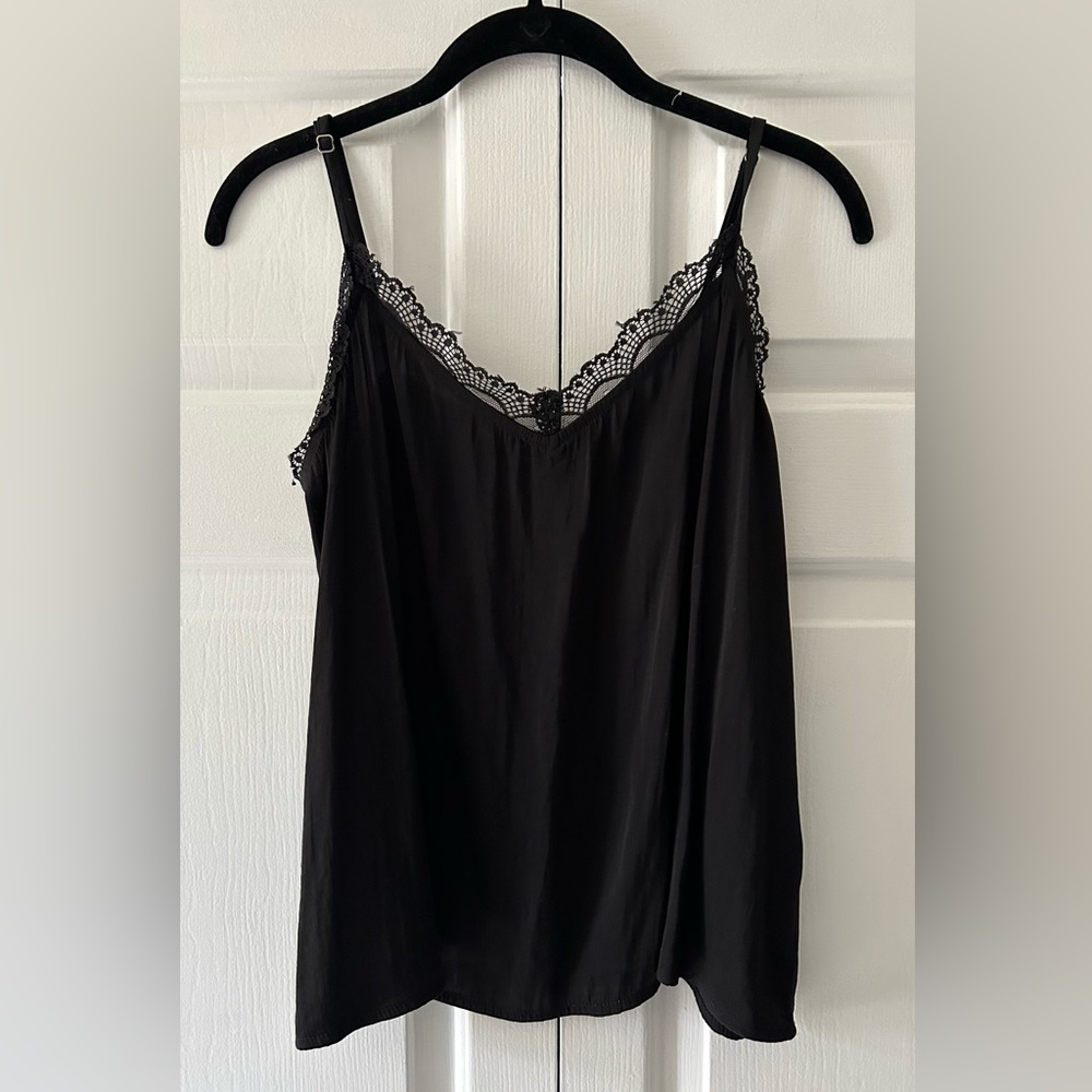 Hollister Black Lace Trimmed Camisole Large